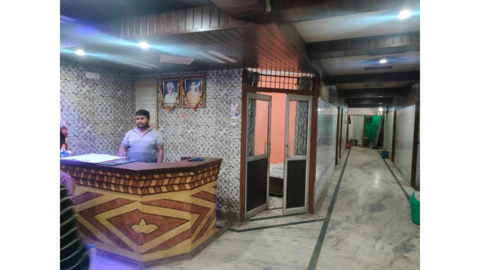 Subhadra Guest House Mathura Eksteriør bilde