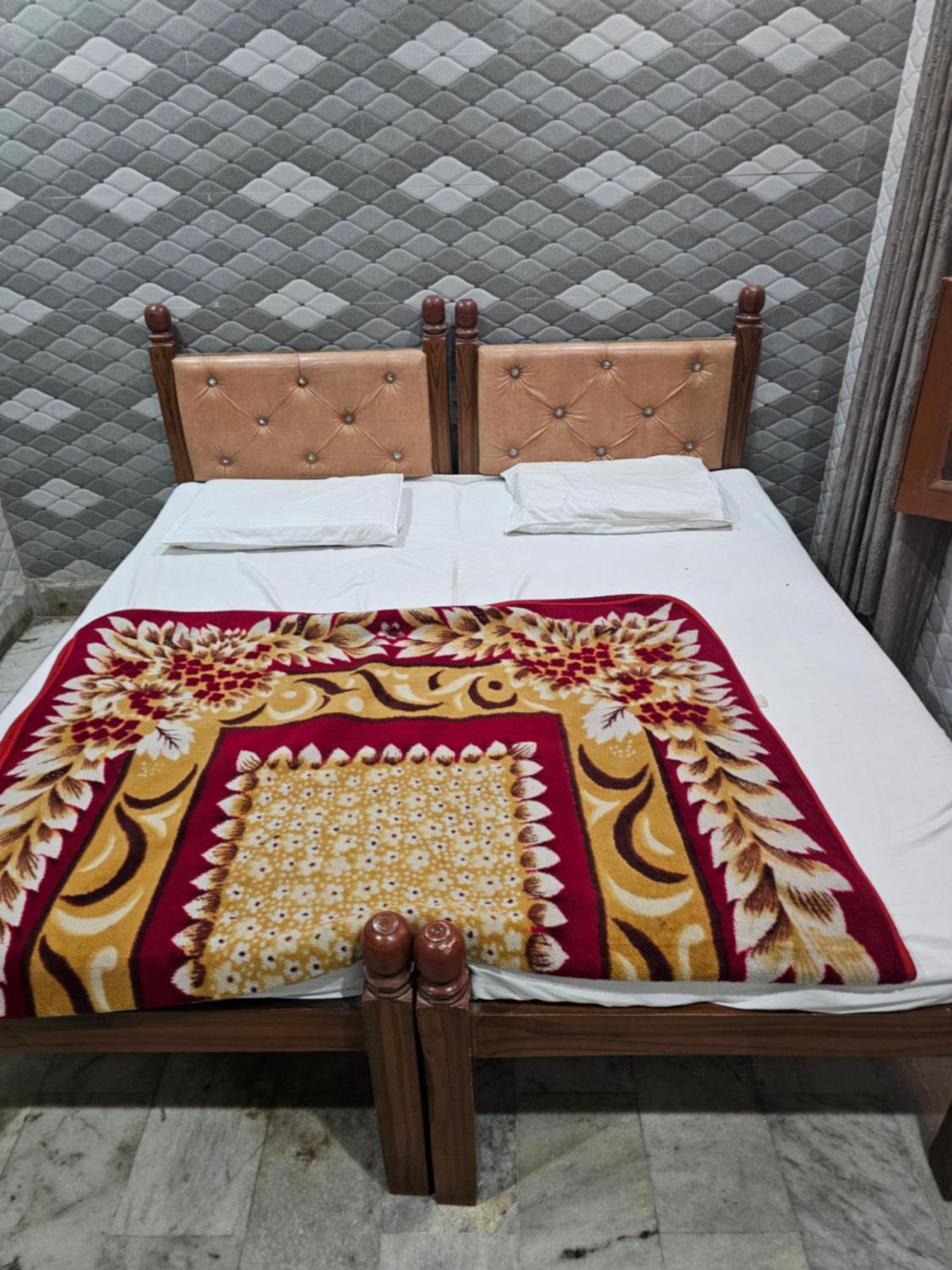 Subhadra Guest House Mathura Rom bilde