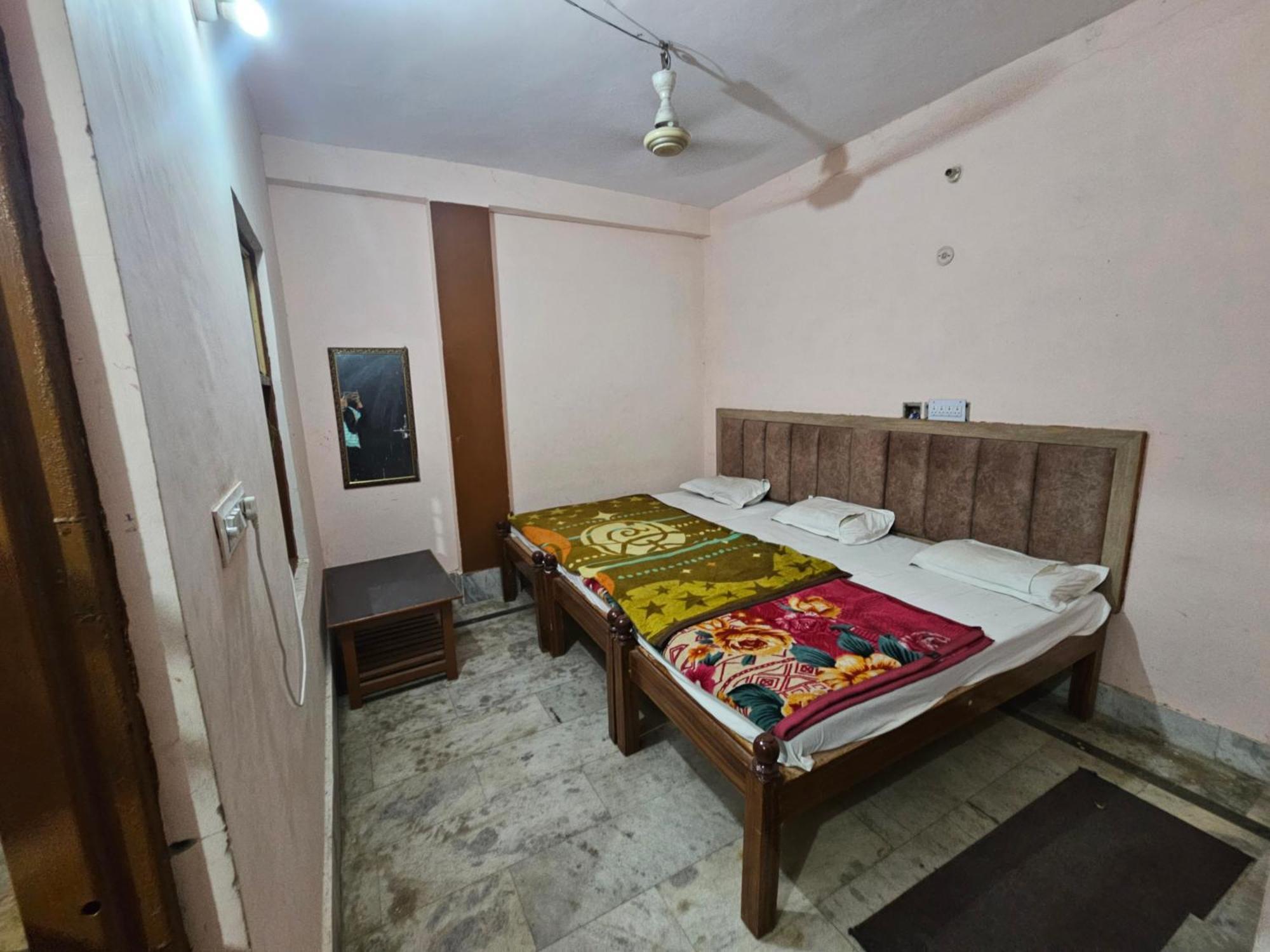 Subhadra Guest House Mathura Rom bilde